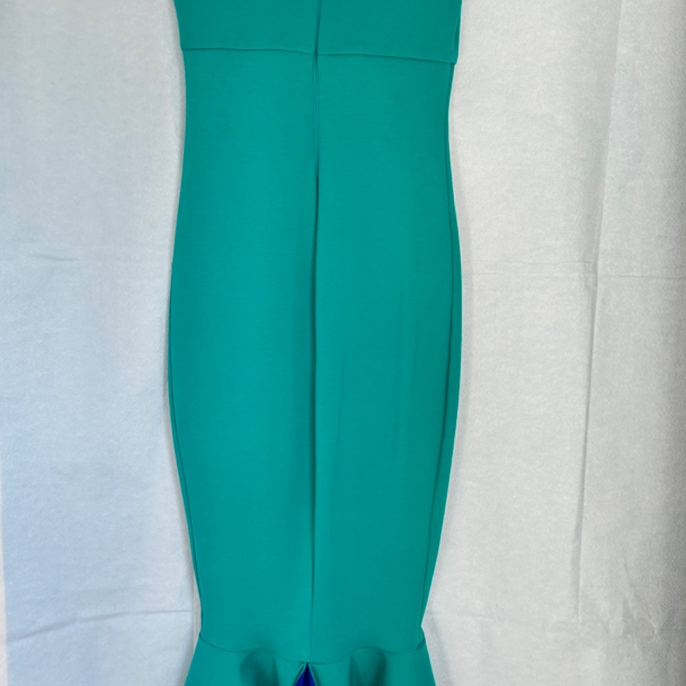 Dress - Picture 2 of 5